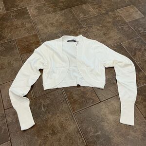 ❄3/$26 Xmas sale❄ Ivory White Cropped Cardigan